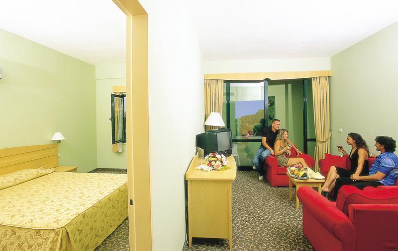 Arinna Hotel Titreyengol Exteriör bild